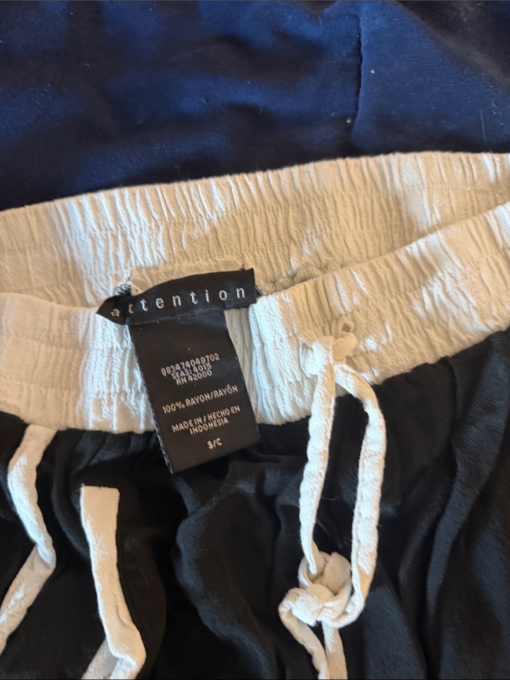Black and Cream Drawstring Waist shorts - Picture 5 of 7